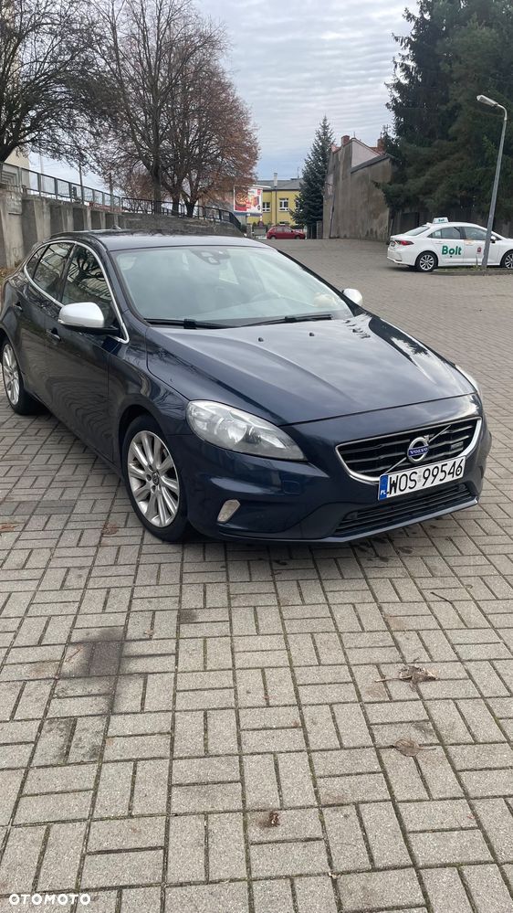 Volvo V40 D2 R Design - 3