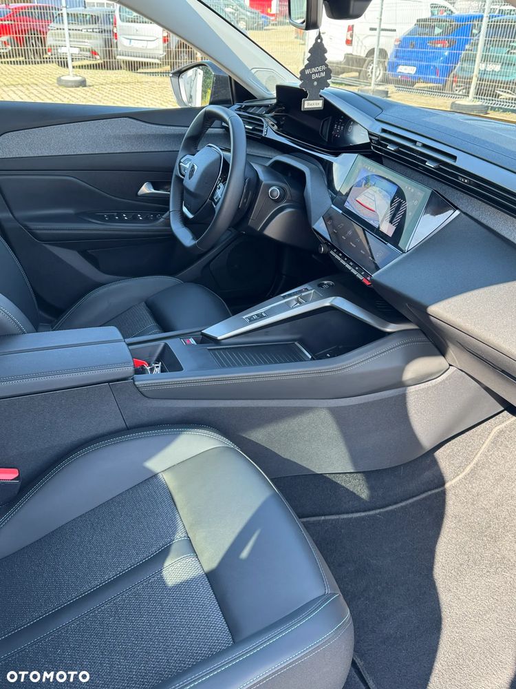 Peugeot 308 1.5 BlueHDi Allure S EAT8 - 17