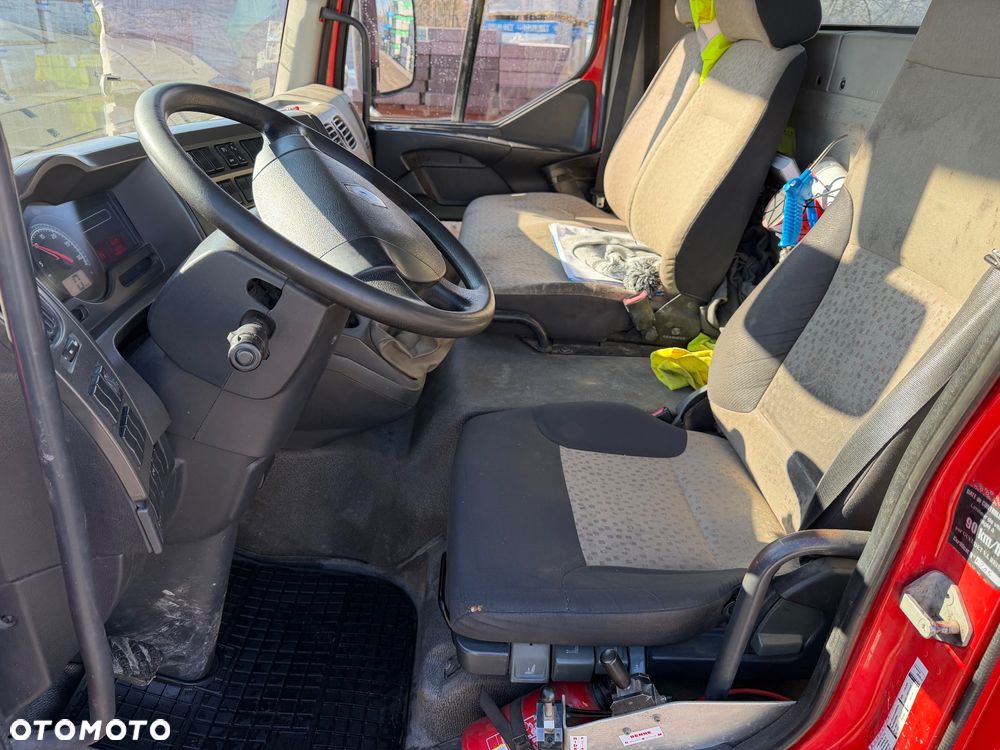 Renault Midlum 220 DXI - 3
