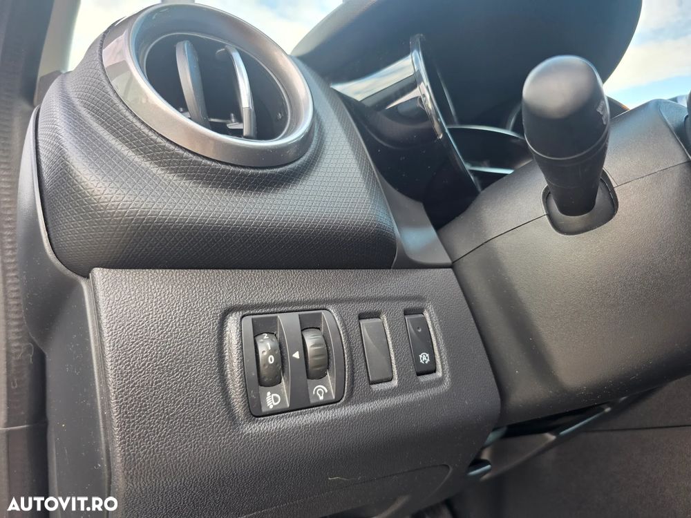 Renault Clio ENERGY TCe 90 Start & Stop LIMITED 2018 - 21