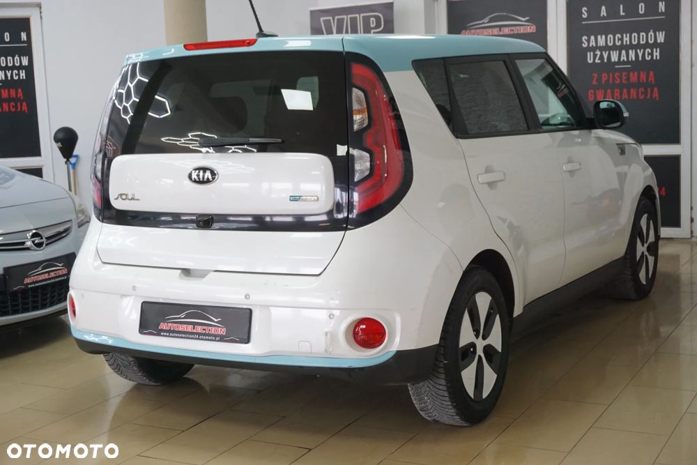 Kia Soul Play - 4