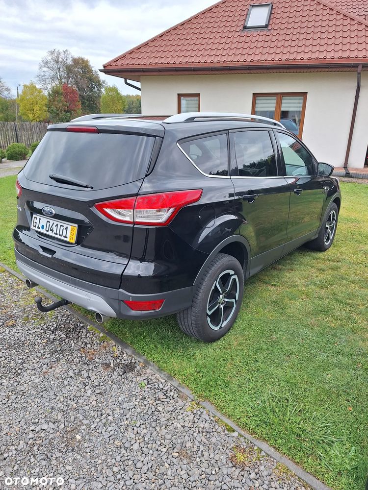 Ford Kuga - 4