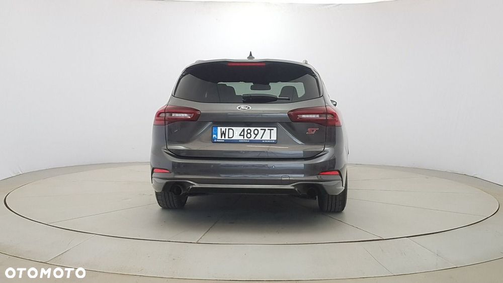 Ford Focus - 6