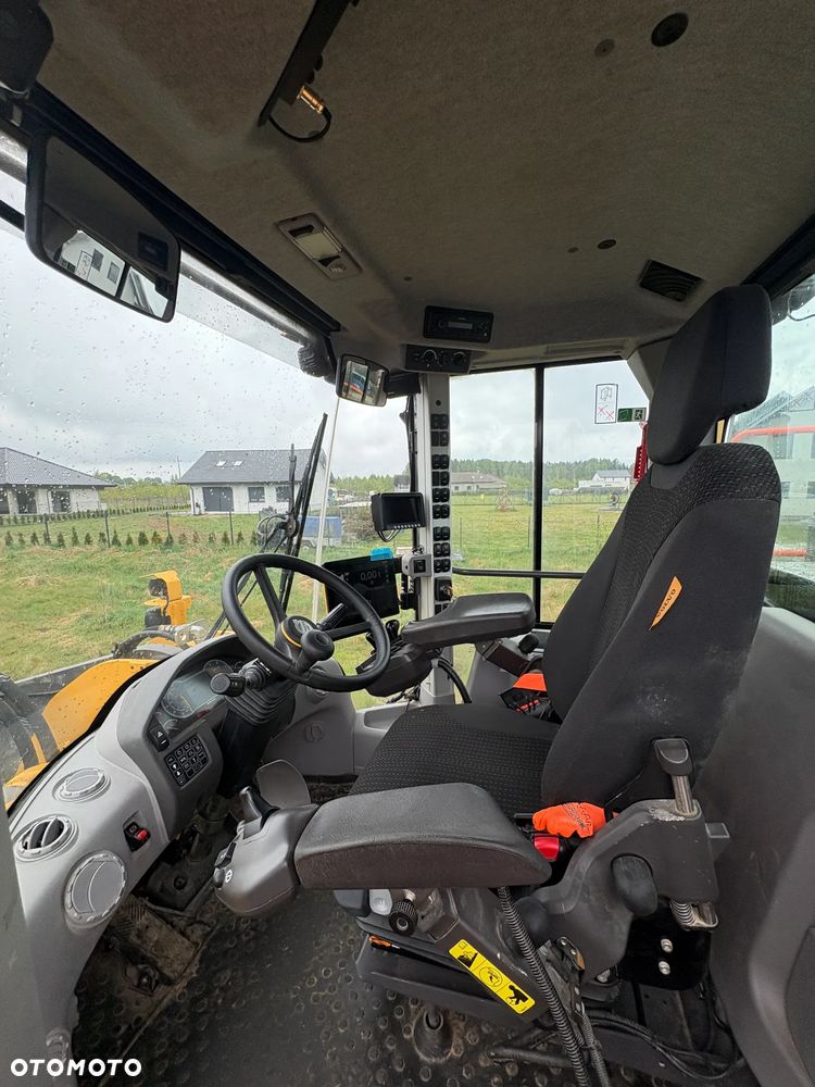 Volvo L180H - 11