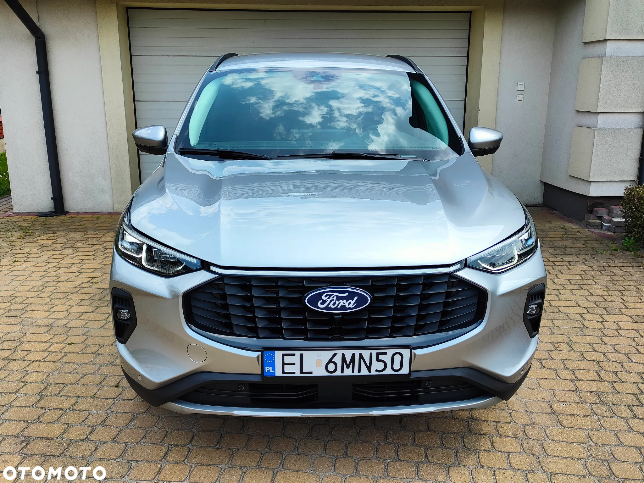 Ford Kuga - 2