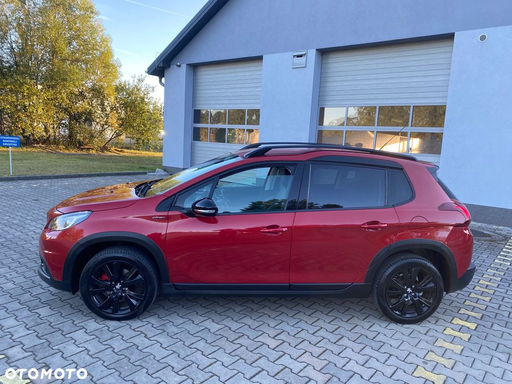 Peugeot 2008 1.2 PureTech GT Line S&S - 34