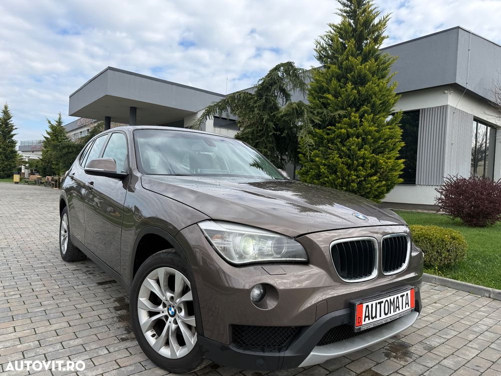 BMW X1 xDrive18d Aut. Sport Line - 1