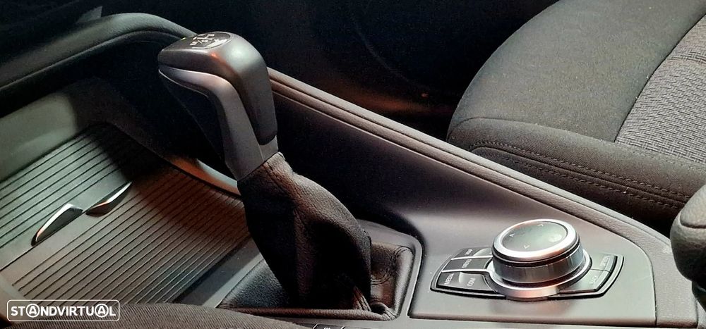 BMW X1 xDrive25e Advantage - 25