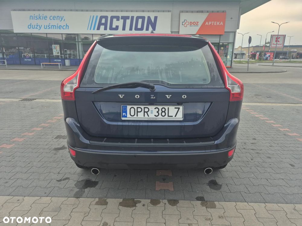 Volvo XC 60 D4 AWD Geartronic Summum - 18
