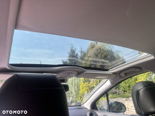 Peugeot 308 2.0 HDi Premium - 12