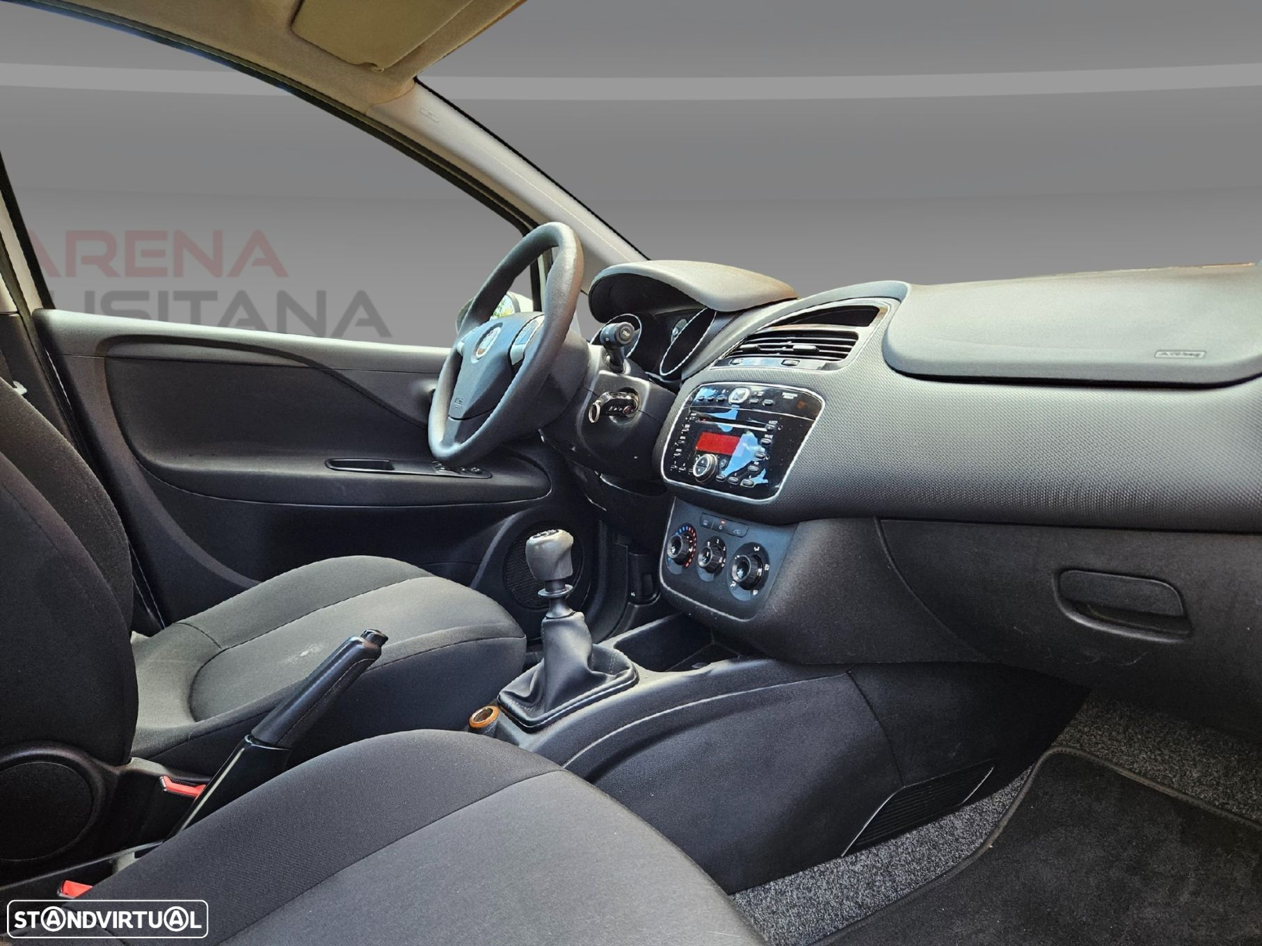 Nissan Leaf N-Connecta Two Tone - 17