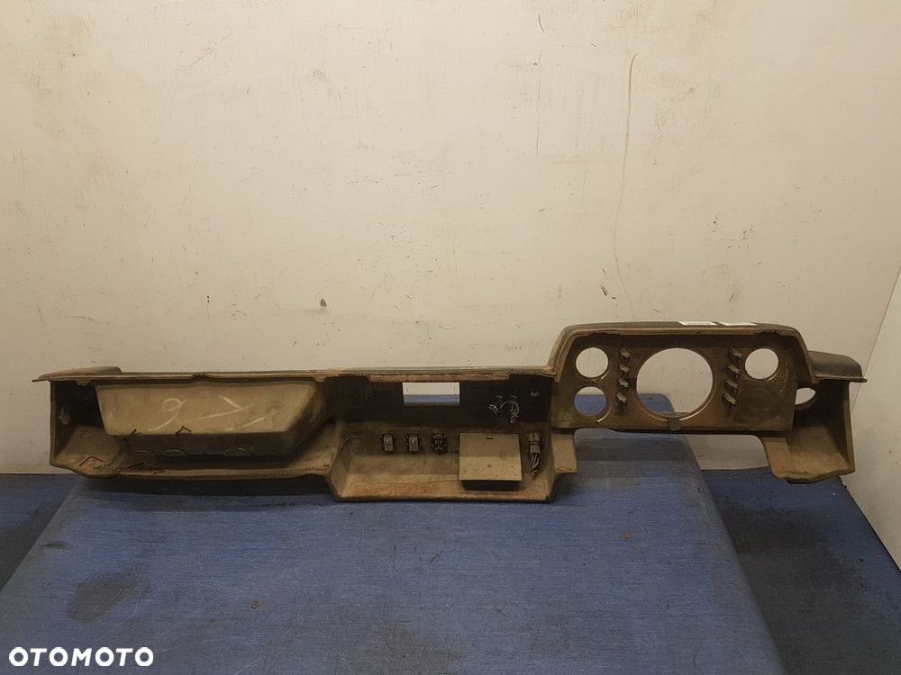 MERCEDES BENZ KACZKA 207 D DESKA ROZDZIELCZA - 14