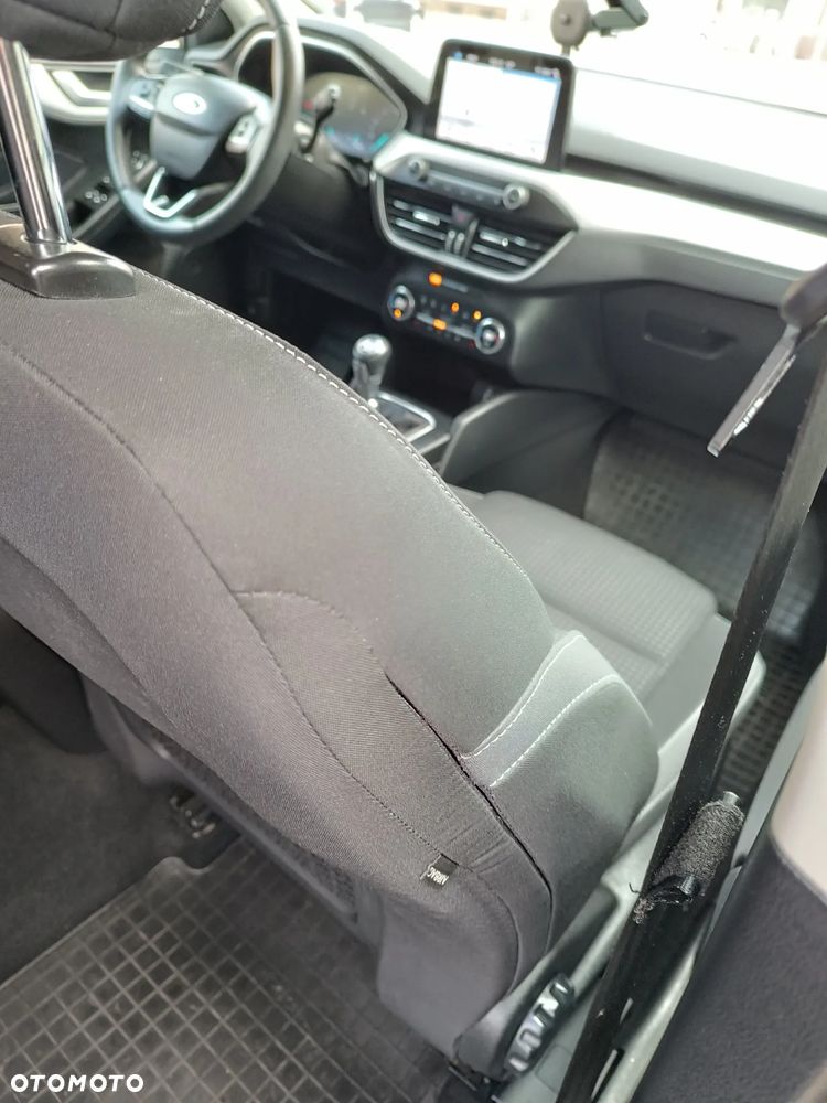 Ford Focus - 9
