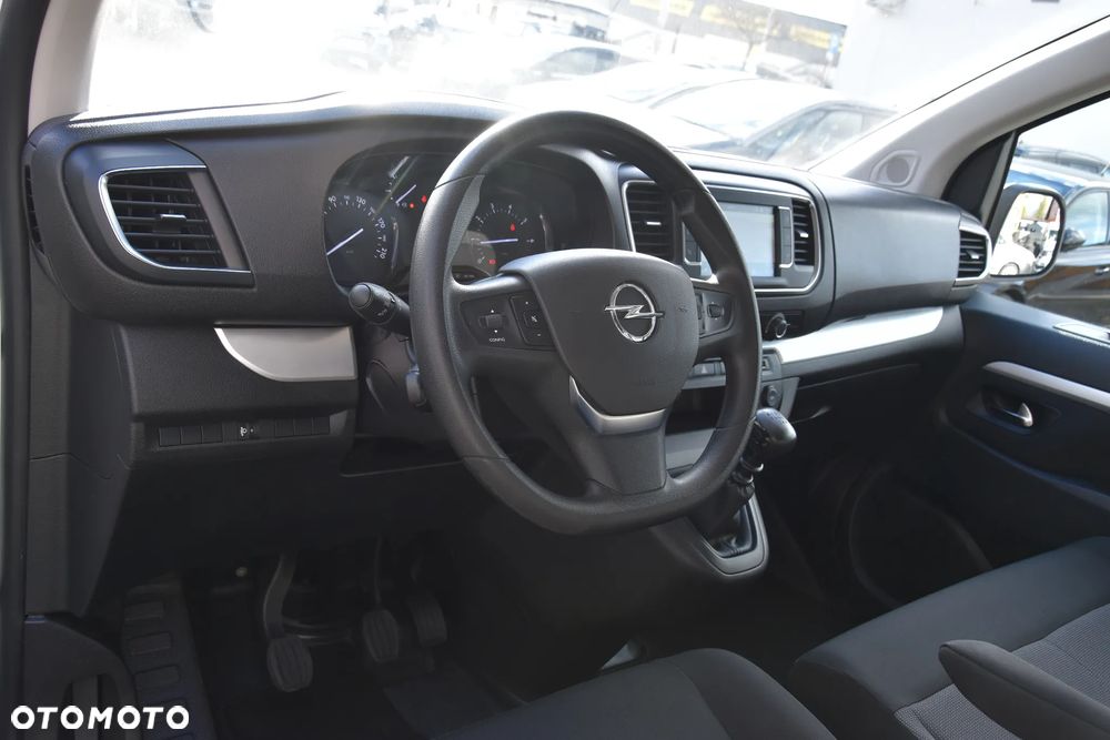 Opel Vivaro Extra Long - 13