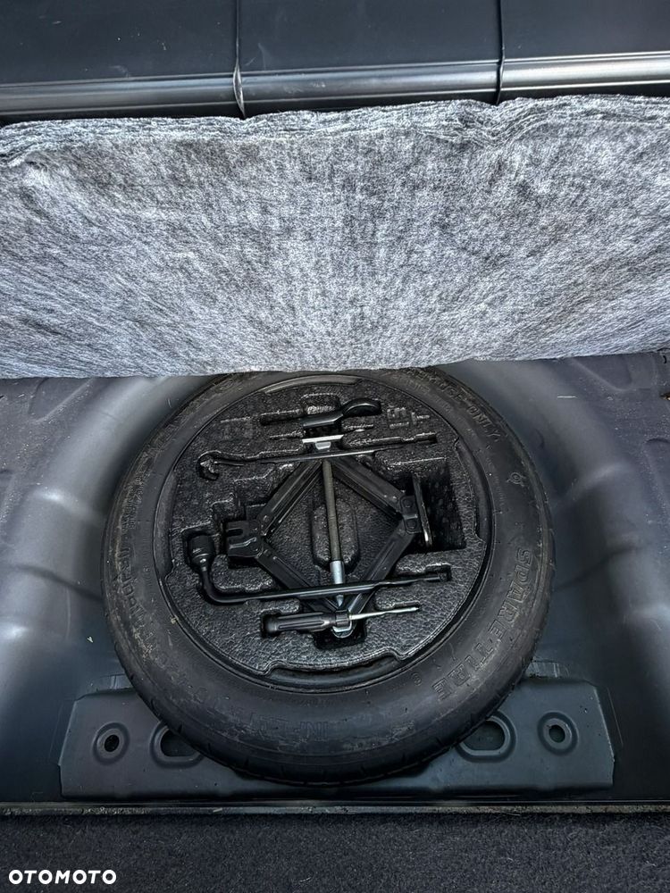 Kia Ceed - 34