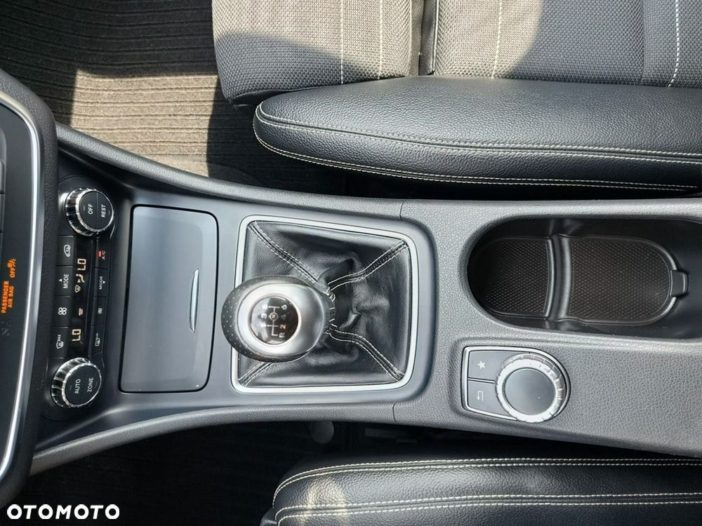 Mercedes-Benz GLA 180 (CDI) d Style - 16