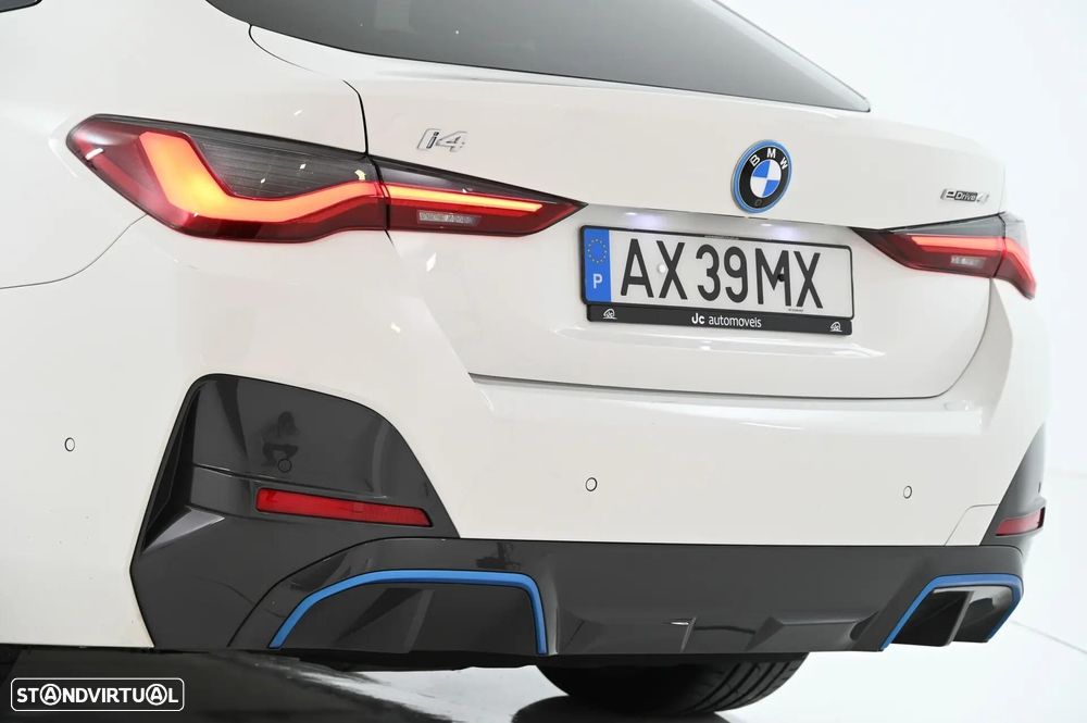 BMW i4 eDrive40 Pack Desportivo M - 13