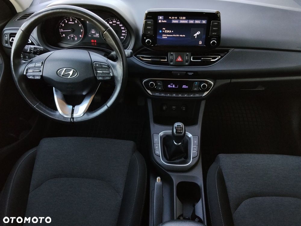 Hyundai i30 1.5 T-GDI 48V Smart - 23