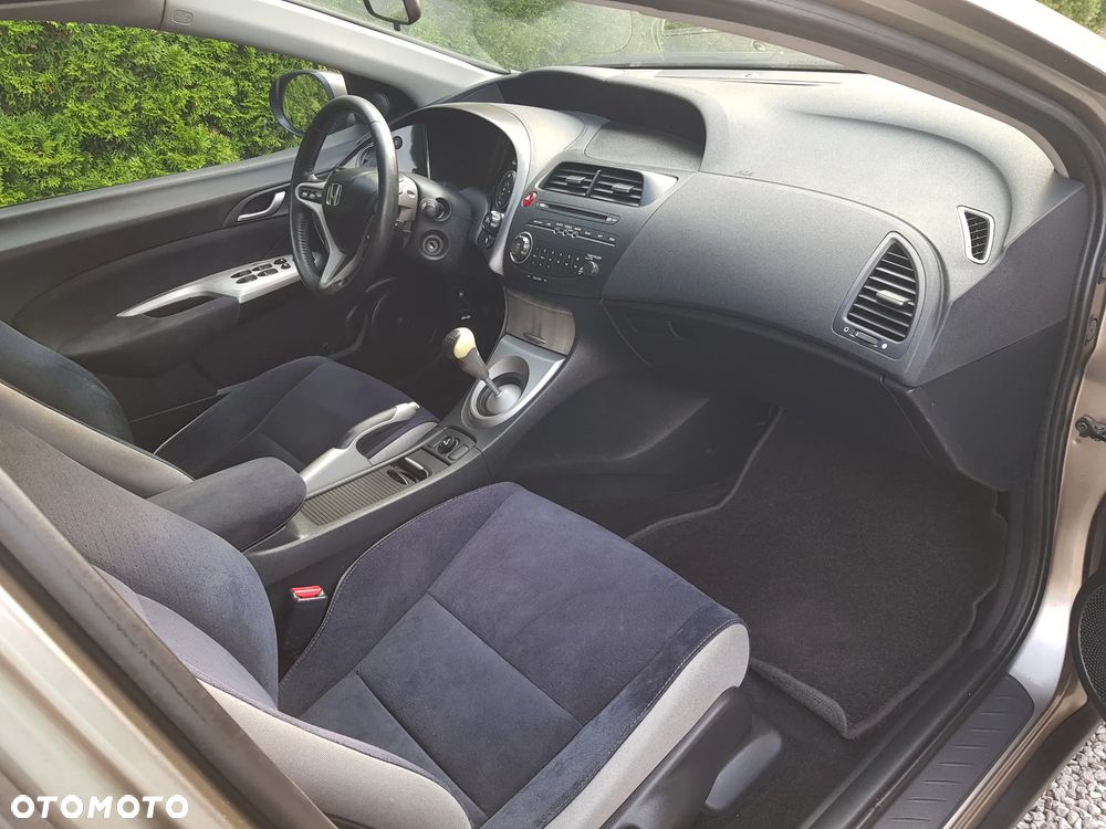 Honda Civic - 23
