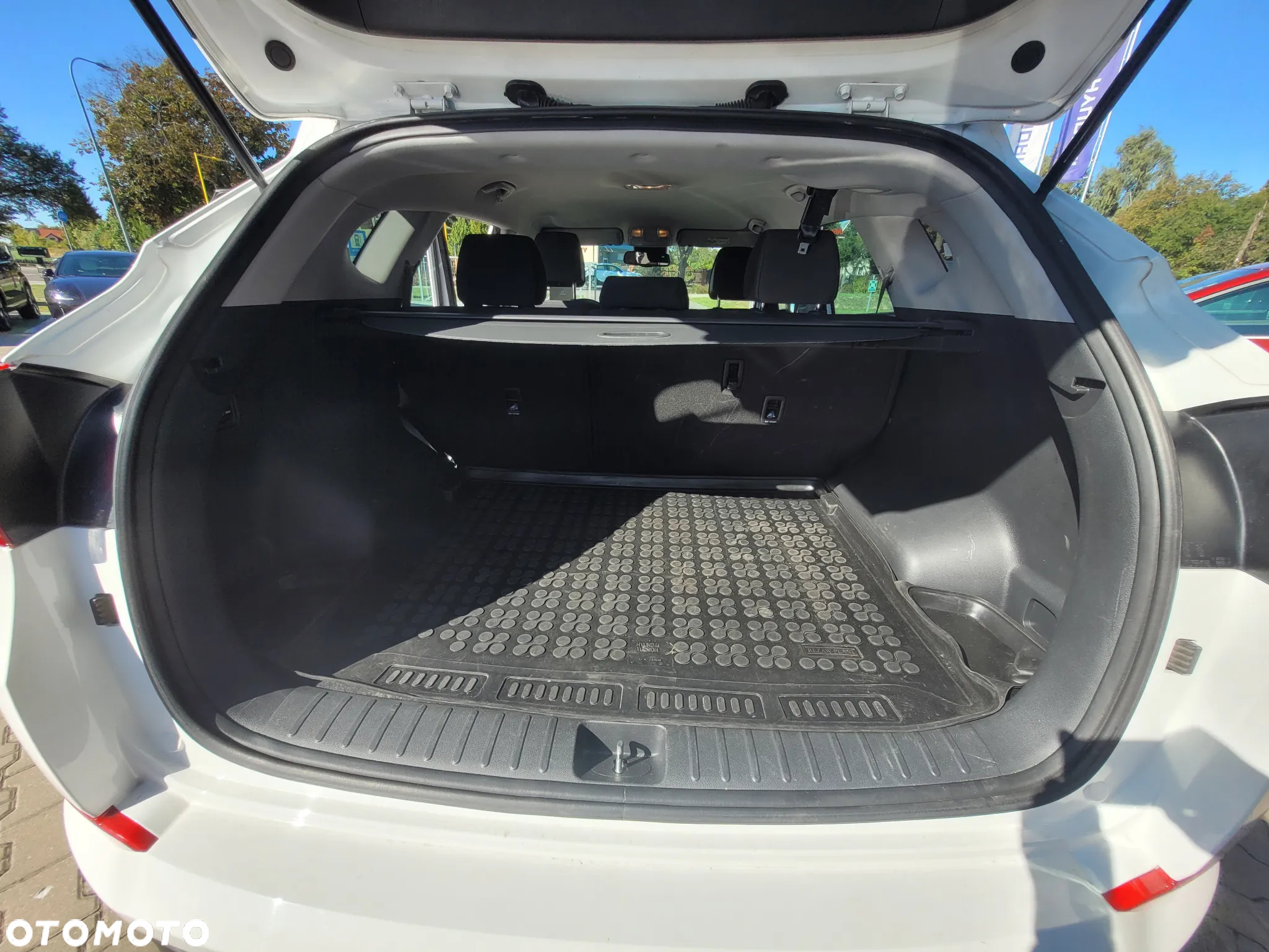 Hyundai Tucson 1.7 CRDI BlueDrive Comfort 2WD DCT - 27
