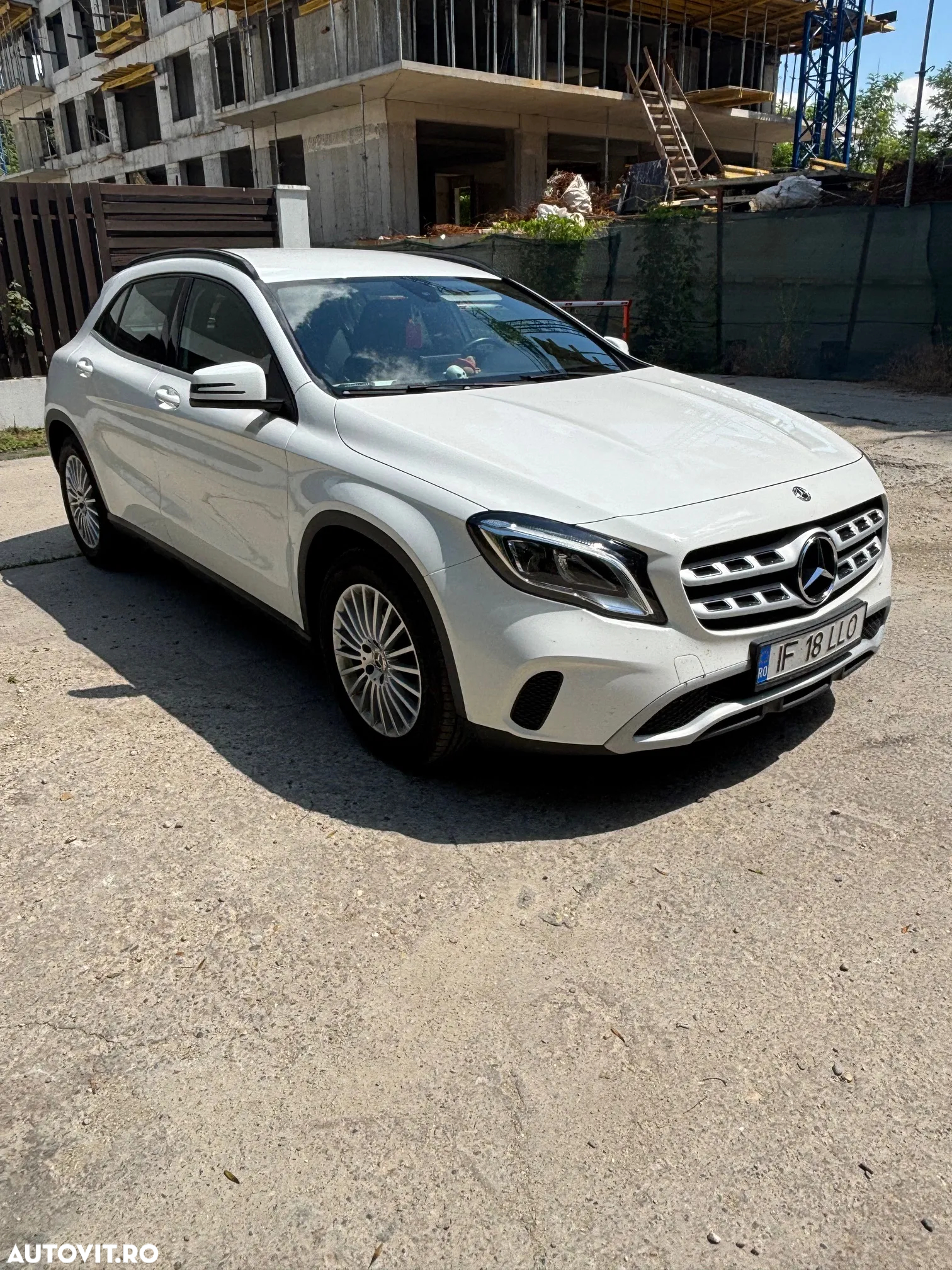 Mercedes-Benz GLA 200 d 4MATIC Aut. - 8