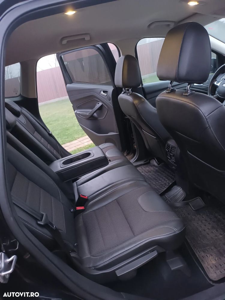 Ford Kuga 2.0 TDCi 4x4 Aut. Titanium - 13