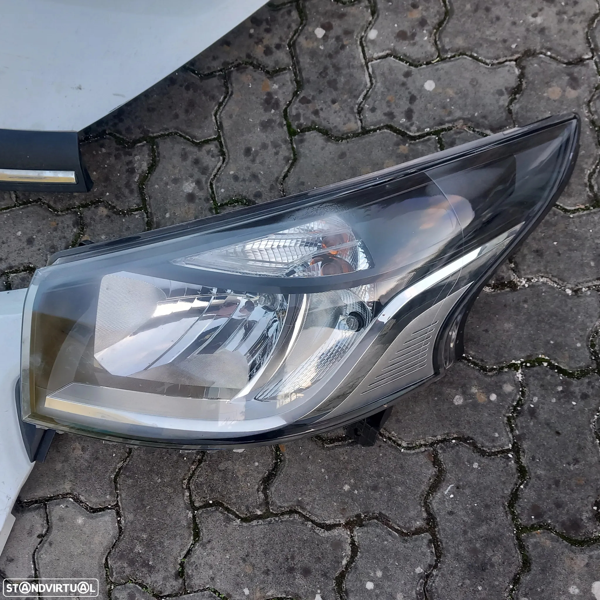 Frente renault trafic 3 - 5
