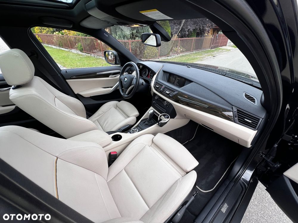 BMW X1 xDrive23d - 28