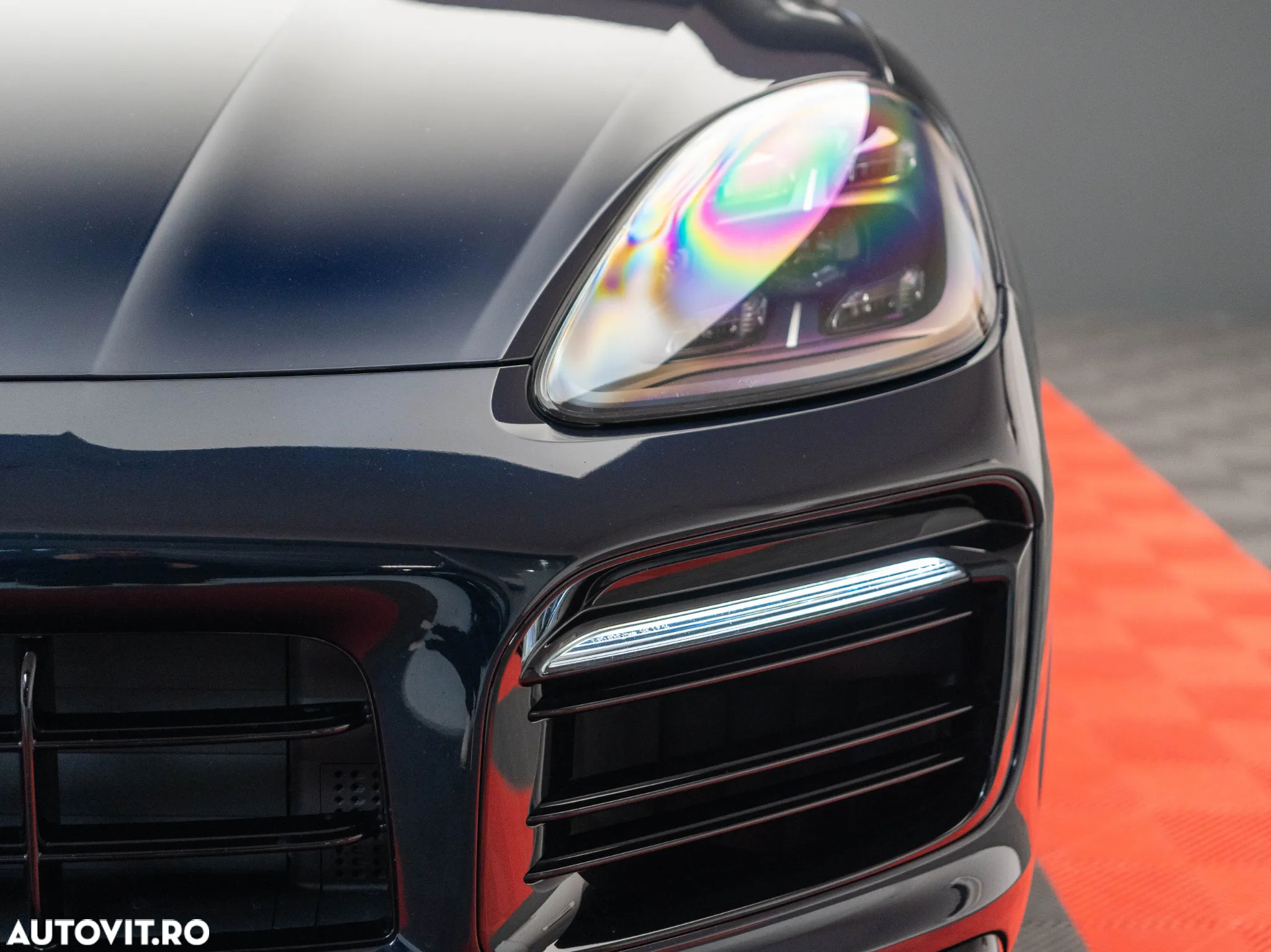 Porsche Cayenne Coupe S - 9