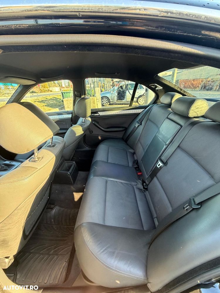 BMW Seria 3 - 12