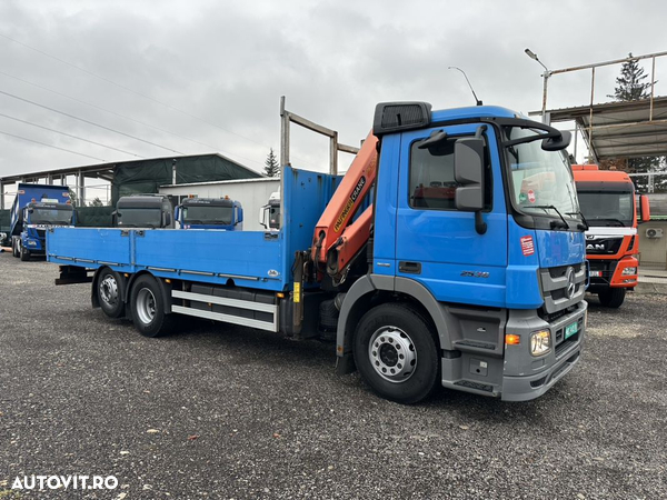 Mercedes-Benz ACTROS CAMION CU MACARA