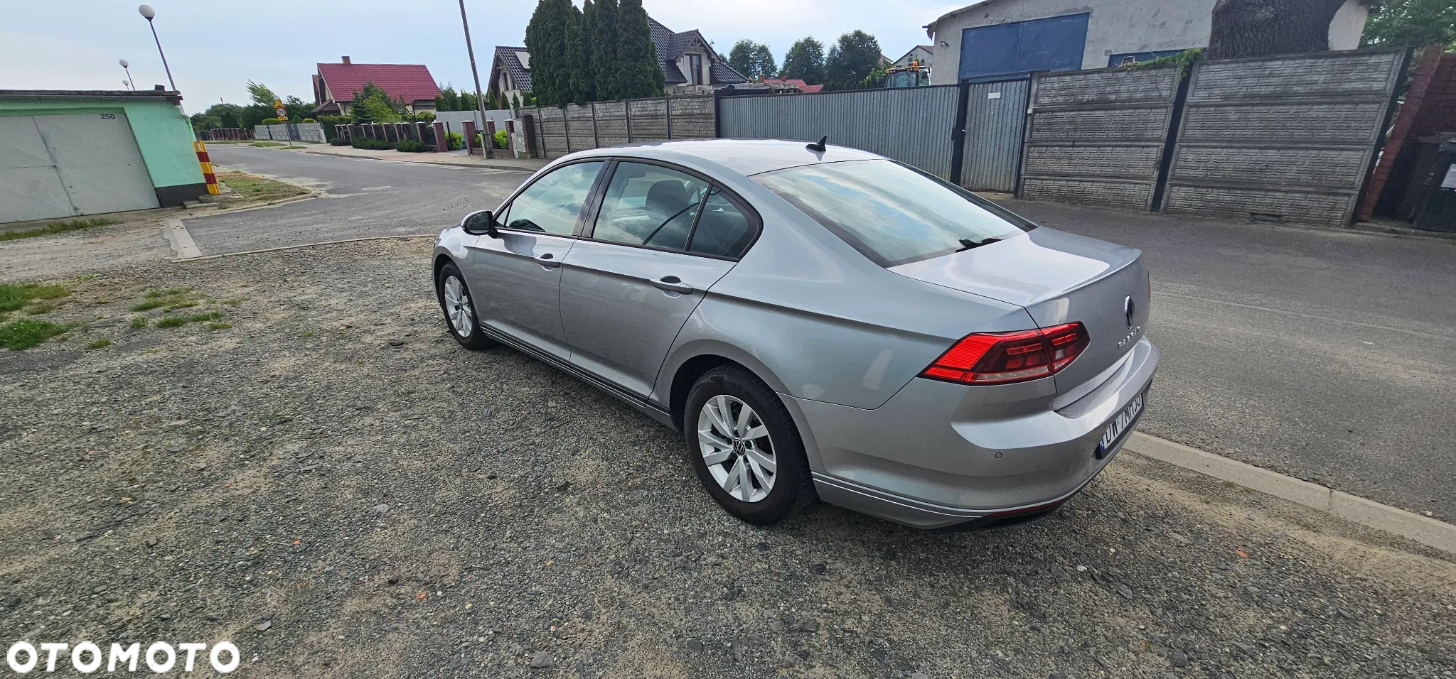 Volkswagen Passat 1.5 TSI EVO Essence DSG - 4