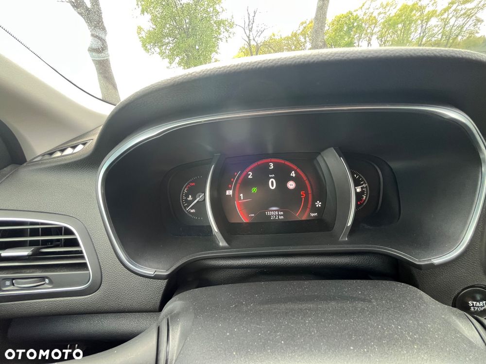 Renault Megane 1.5 dCi Limited EDC EU6 - 28