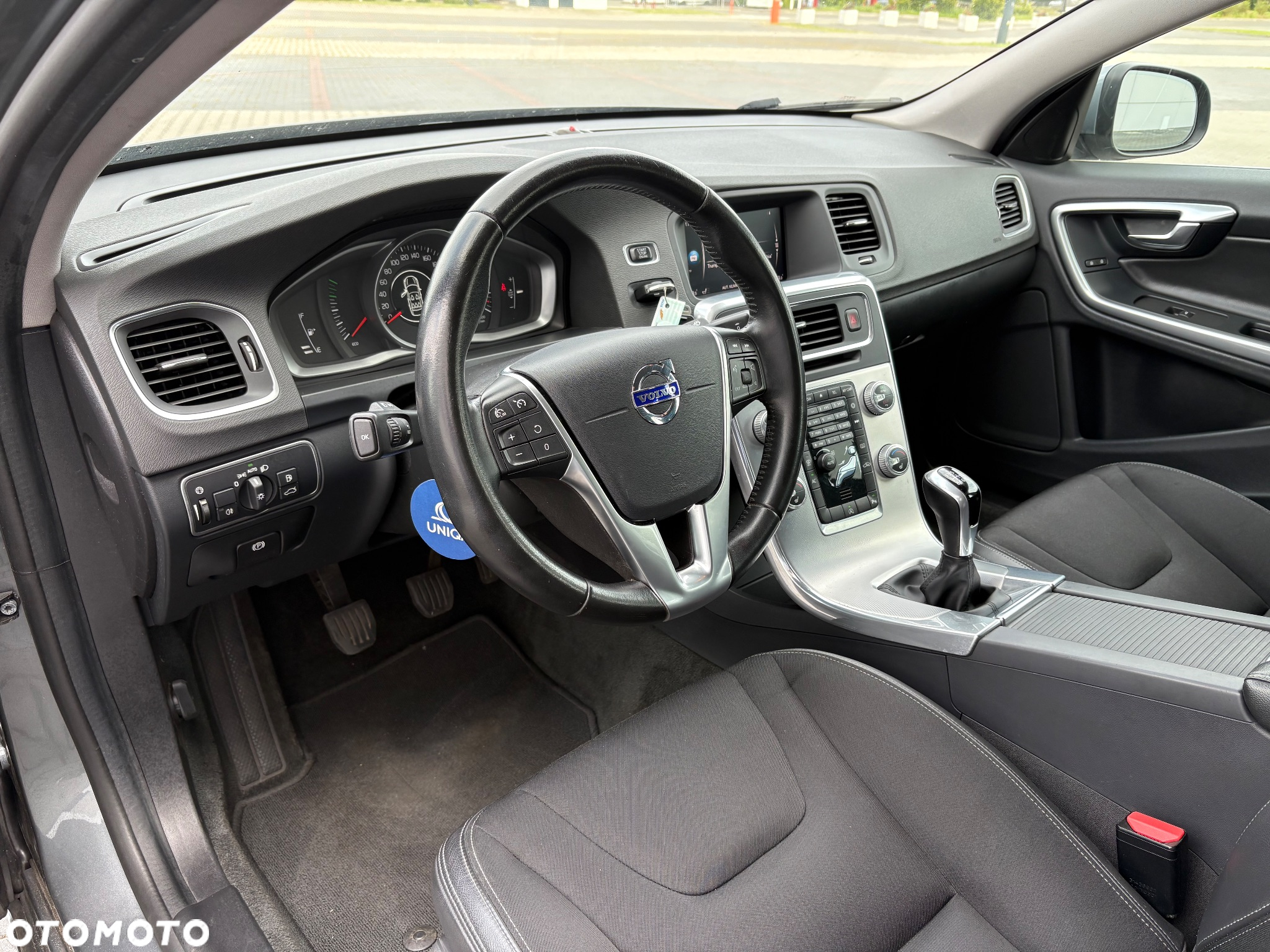 Volvo V60 D2 Momentum - 13