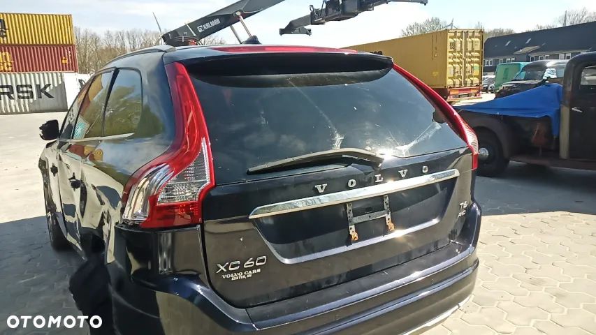 Volvo XC 60 T6 AWD Inscription - 7