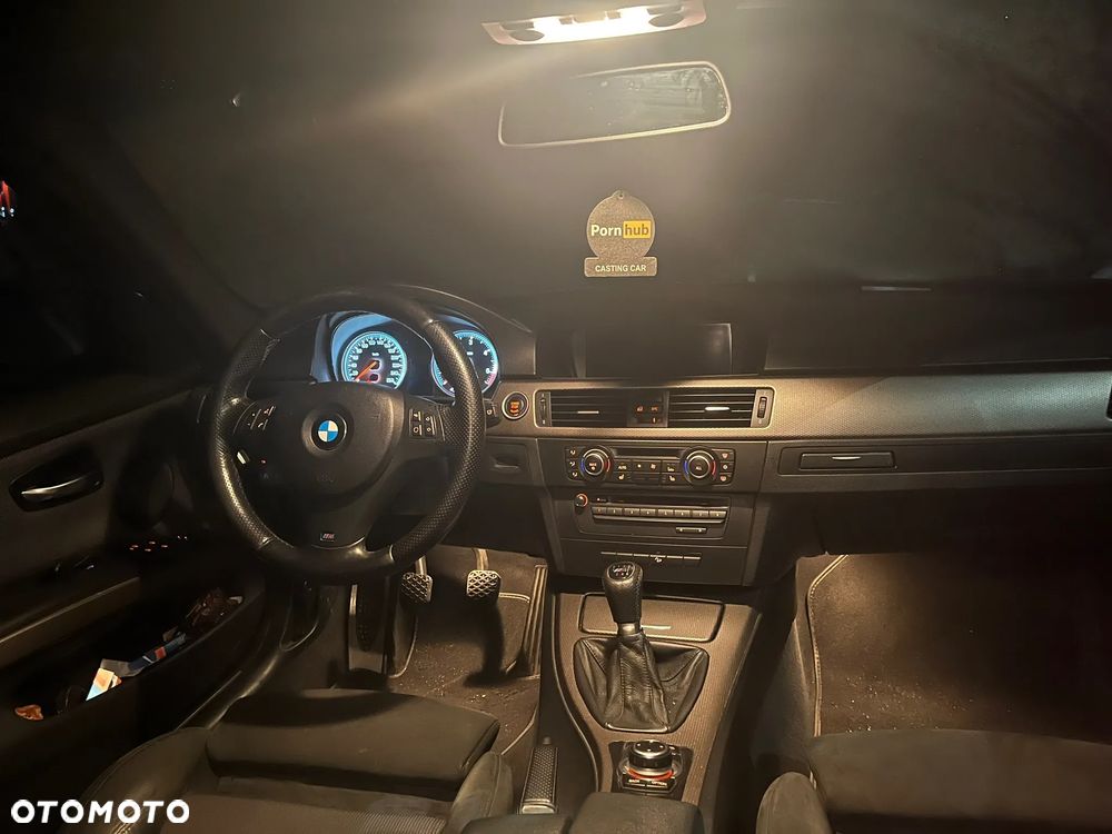 BMW Seria 3 330d xDrive - 10