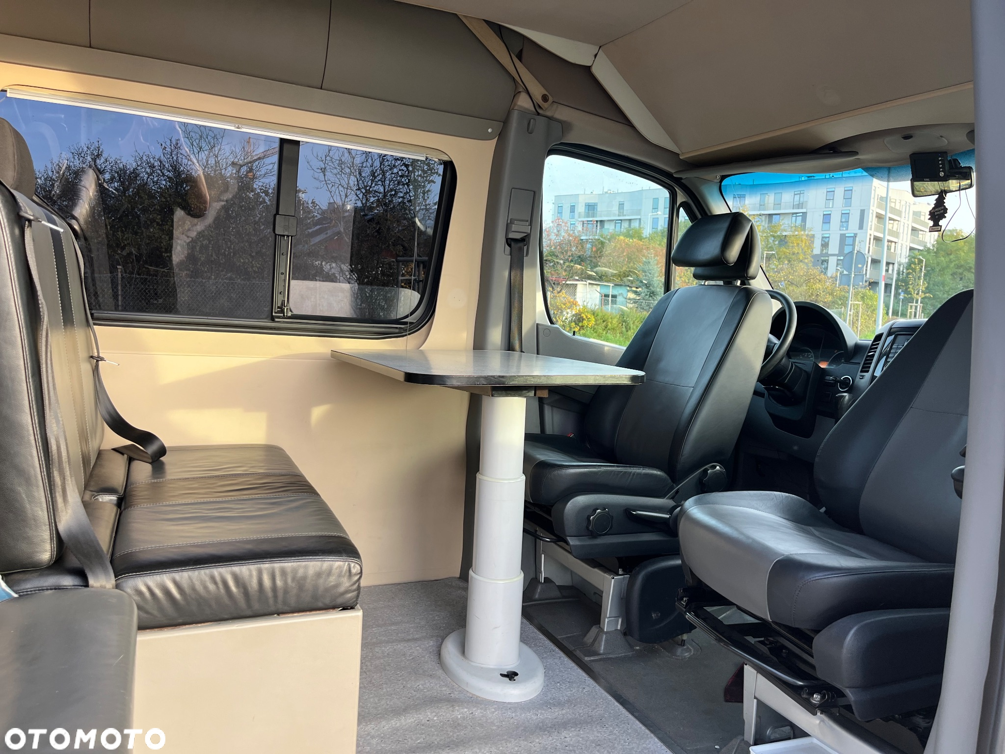 Mercedes-Benz Sprinter - 9