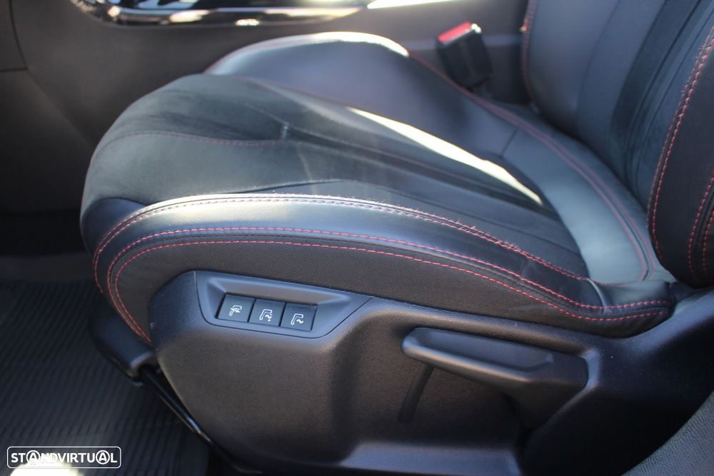 Peugeot 308 1.6 e-THP GTi - 35