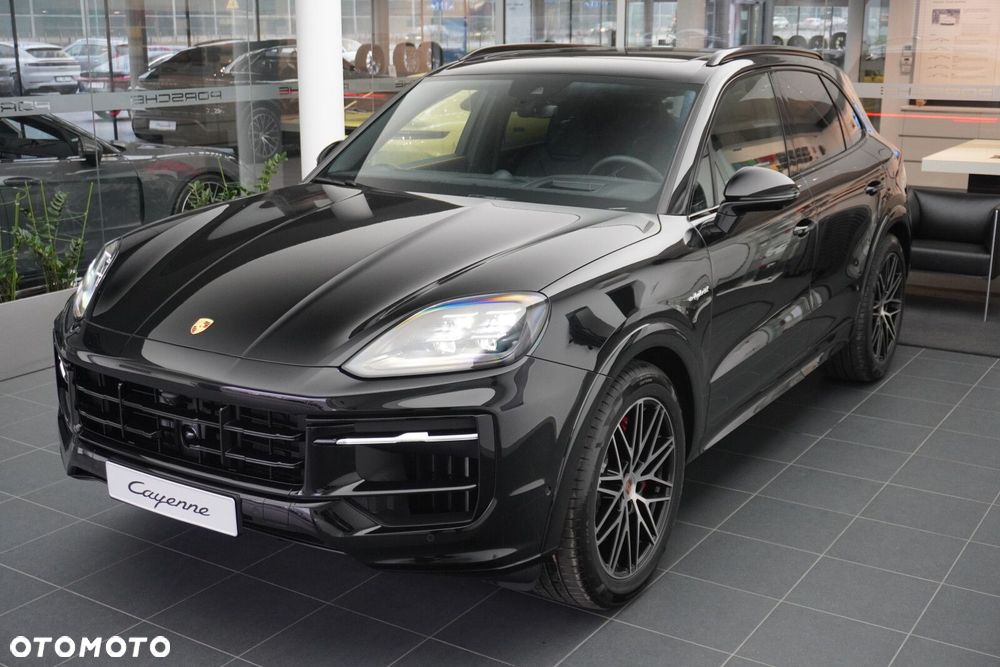 Porsche Cayenne S E-Hybrid PHEV - 3