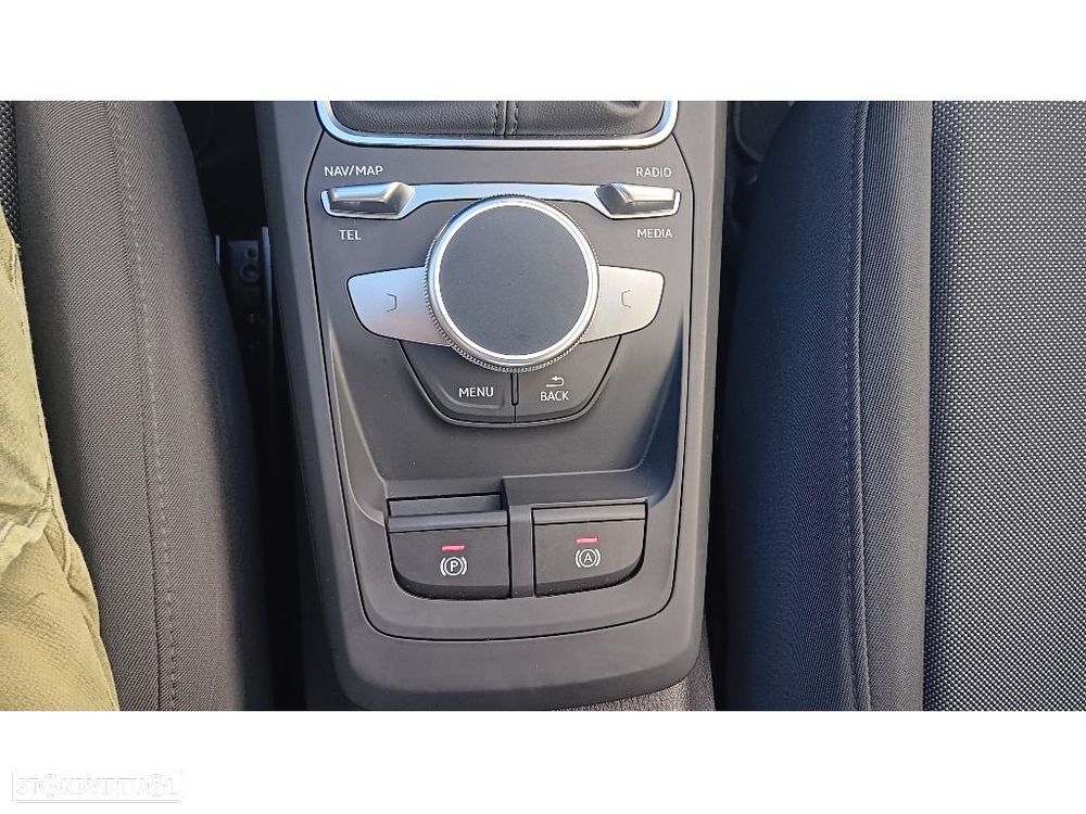 Audi Q2 30 TFSI Advanced - 22