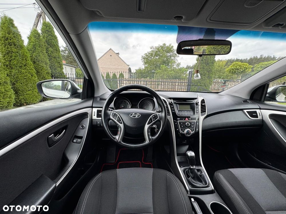 Hyundai i30 blue 1.6 CRDi Classic - 29