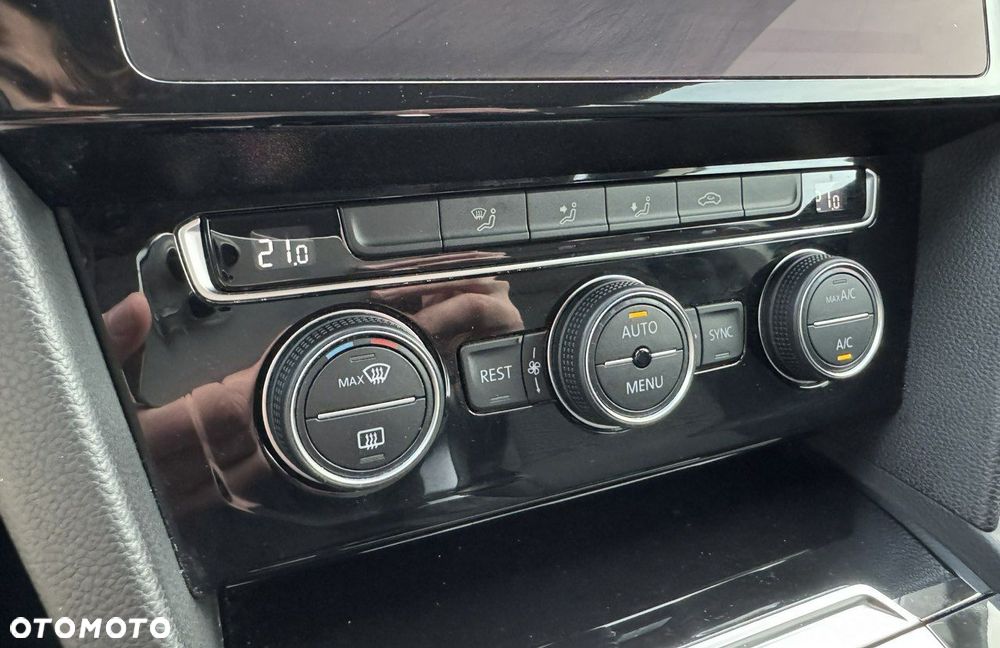 Volkswagen Arteon 1.5 TSI ACT Evo Essence DSG - 17