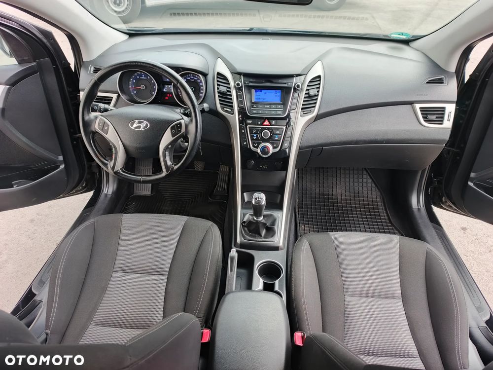 Hyundai i30 i30cw 1.4 Fifa World Cup Edition - 33