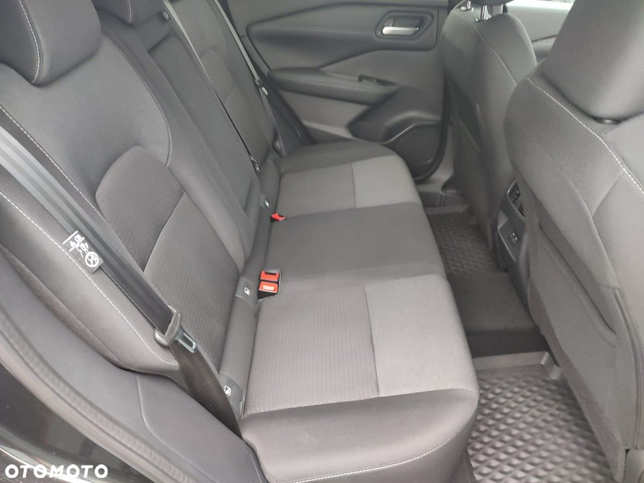 Nissan Qashqai - 23
