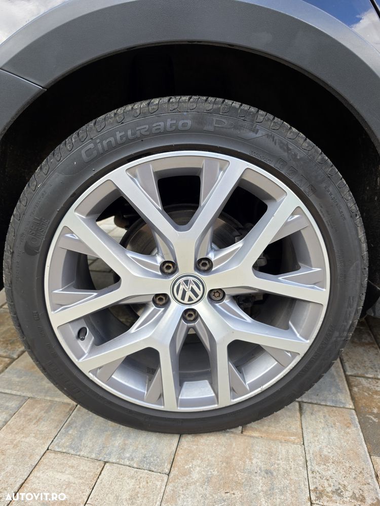 Volkswagen Golf - 12