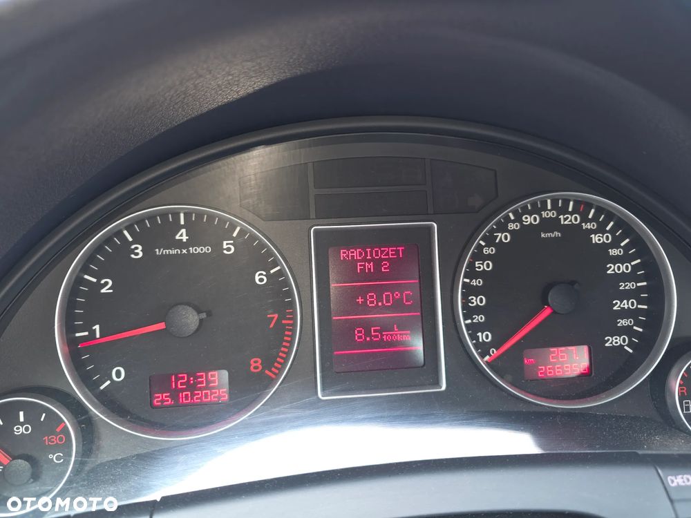 Audi A4 Limousine 2.0T FSI Quattro - 11