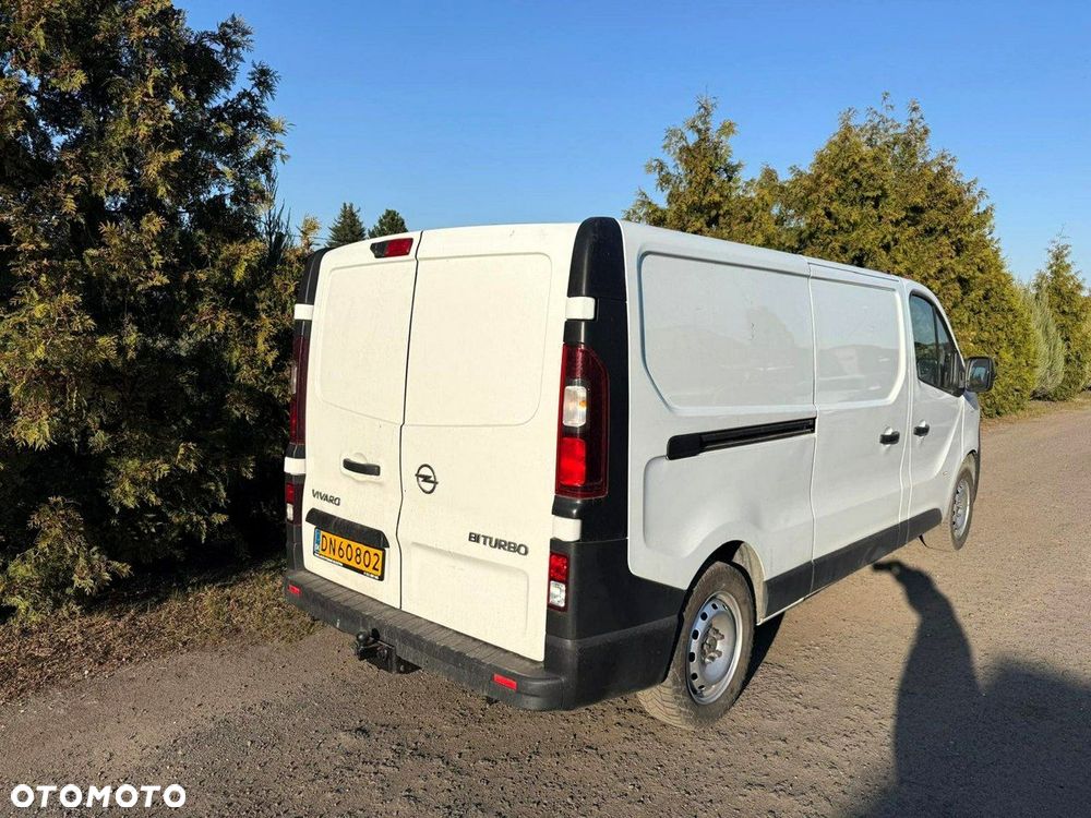 Opel Vivaro - 6