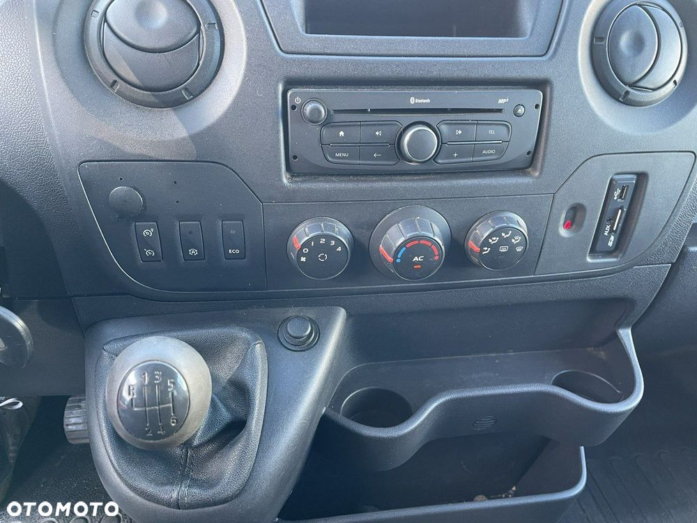 Renault Master - 15