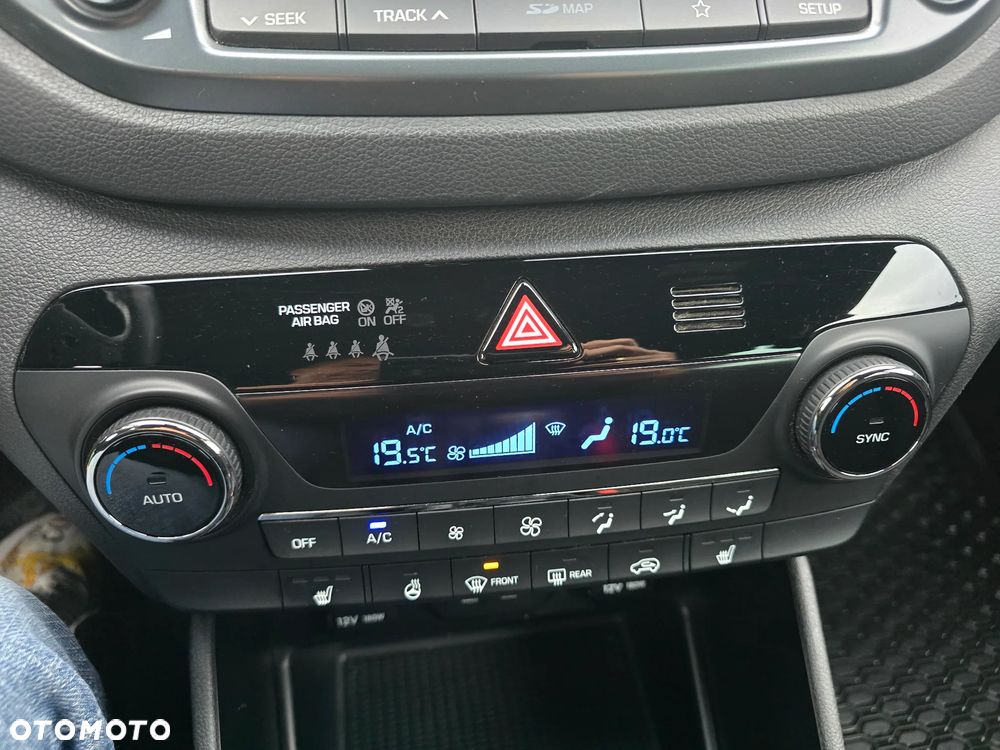 Hyundai Tucson 1.6 GDI BlueDrive GO 2WD - 21