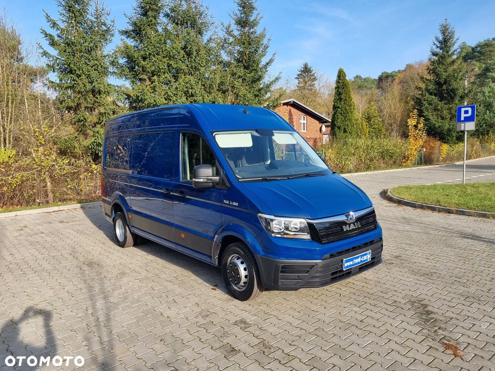 Volkswagen Crafter - 2